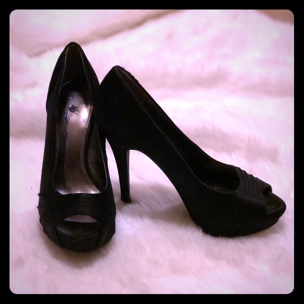 Black heels